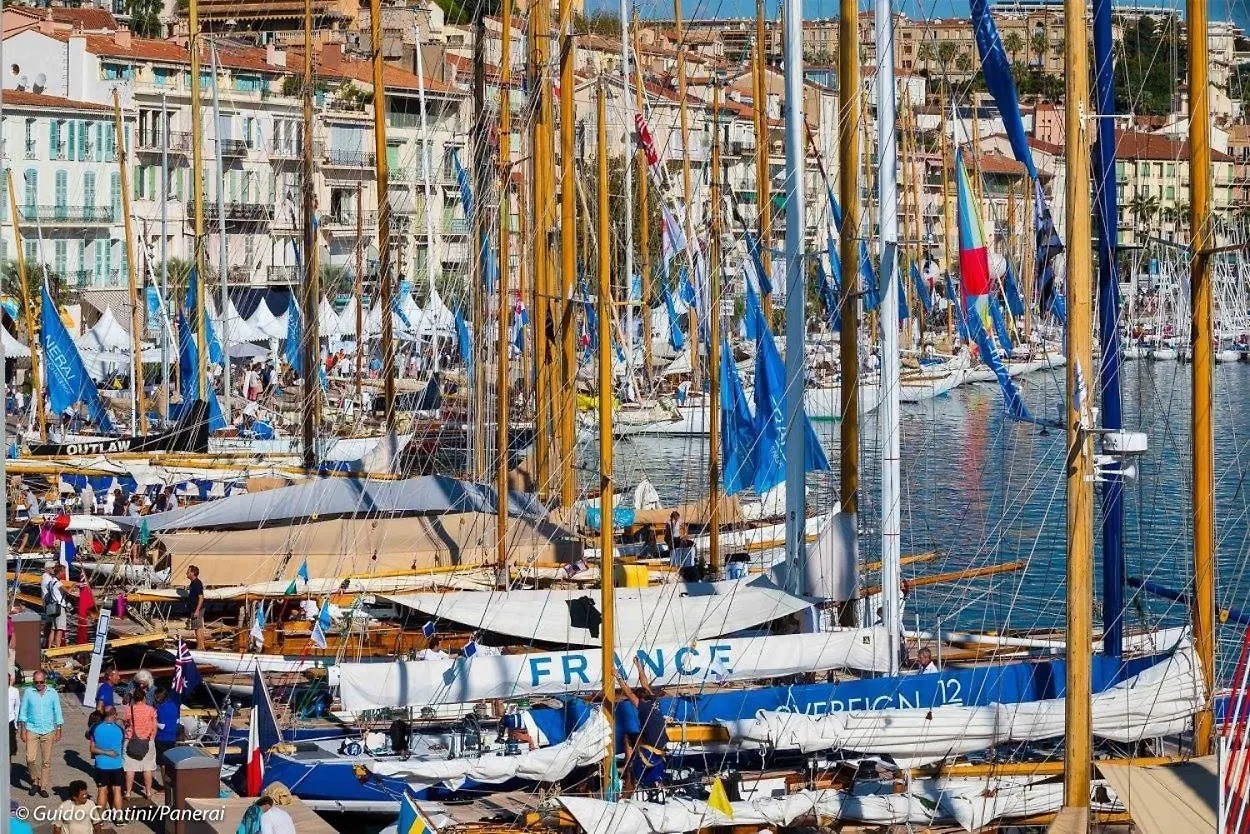 Bed & Breakfast Chambres D'Hotes Cottage Bellevue Cannes Francja