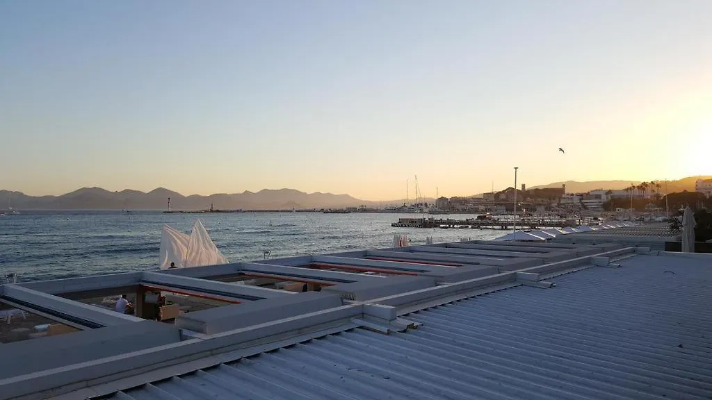 Bed & Breakfast Chambres D'Hotes Cottage Bellevue Cannes 0*,