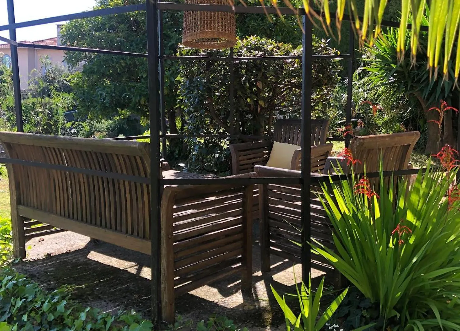 Bed & Breakfast Chambres D'Hotes Cottage Bellevue Cannes Francja